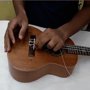 How-to-change-ukulele-string